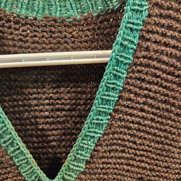 Vintage Mens tight weave woolen vest - Picture 9 of 16